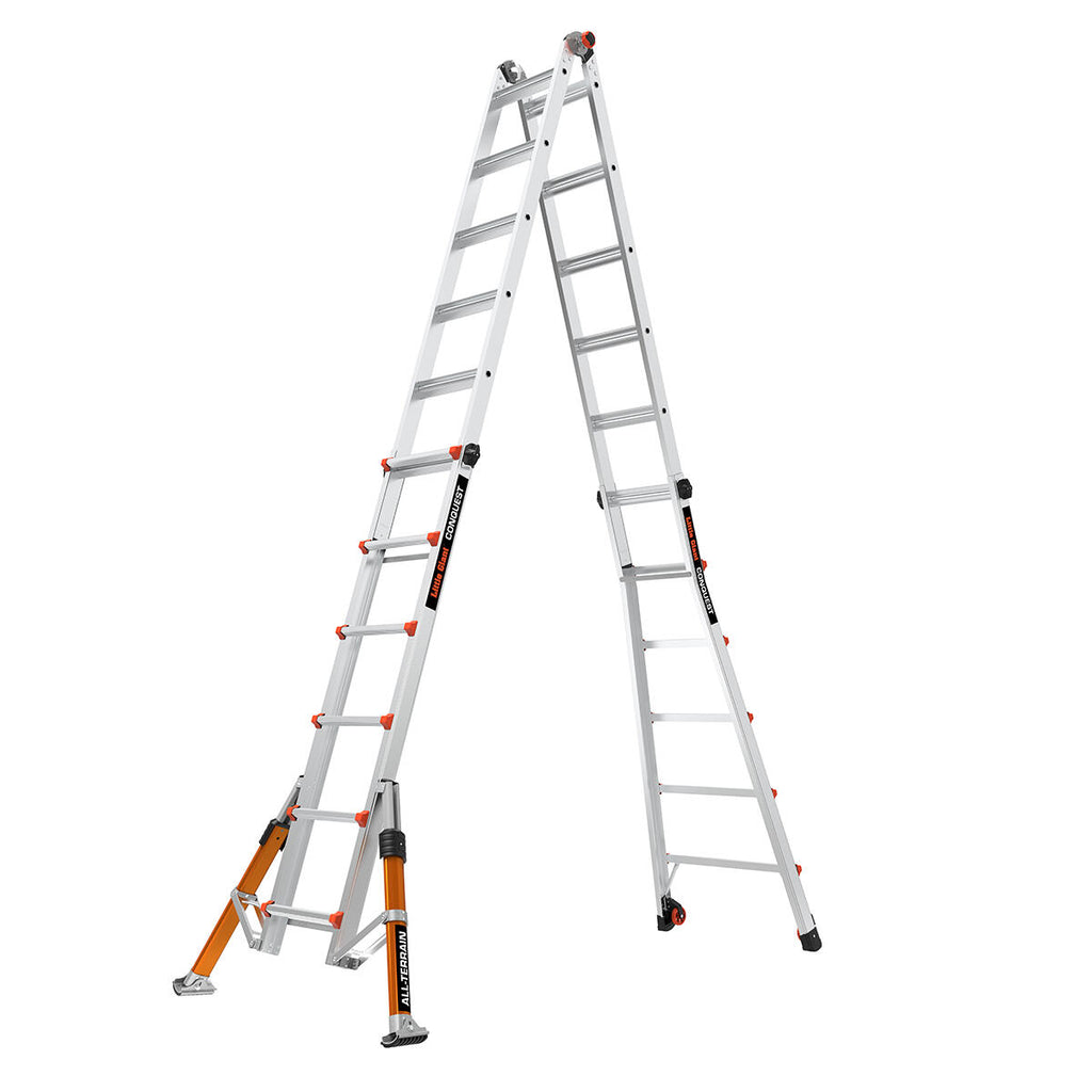 Телескопична алуминиева стълба Little Giant Conquest 2.0 M26 с 4x6 стъпала и странични стабилизатори за безопасност.