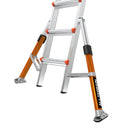 Телескопична алуминиева стълба Little Giant Conquest 2.0 с странични стабилизатори за безопасност, идеална за всякакви терени.