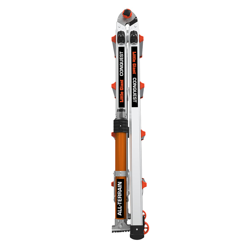 Телескопична алуминиева стълба Little Giant Conquest 2.0, сгъната, идеална за професионални нужди и всички терени.