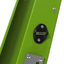 Детайл от телескопичната стълба Little Giant с нивелиров и стабилизатор.