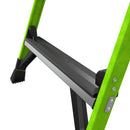 Детайл на стълба с платформа Little Giant Fortress - стабилна конструкция и безопасност