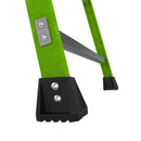 Детайл на основата на стълба с платформа от фибростъкло Little Giant Fortress.