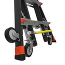 Телескопична стълба от фибростъкло COMPACT CAGE с система Wheel Lift™ за лесно преместване и безопасна работа на височина.