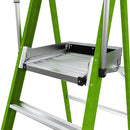 Детайл на предпазния кош на телескопична стълба от фибростъкло с удобна платформа