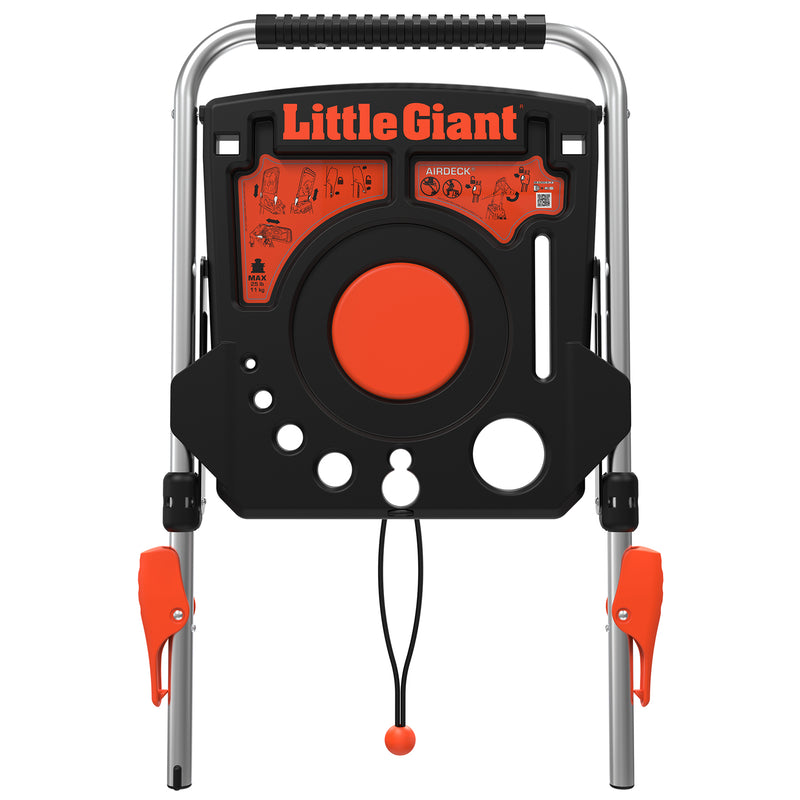 Мултифункционална поставка за инструменти и парапет Little Giant AirDeck с безопасен триточков контакт.