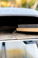 Четка за почистване на фурна за пица Ooni