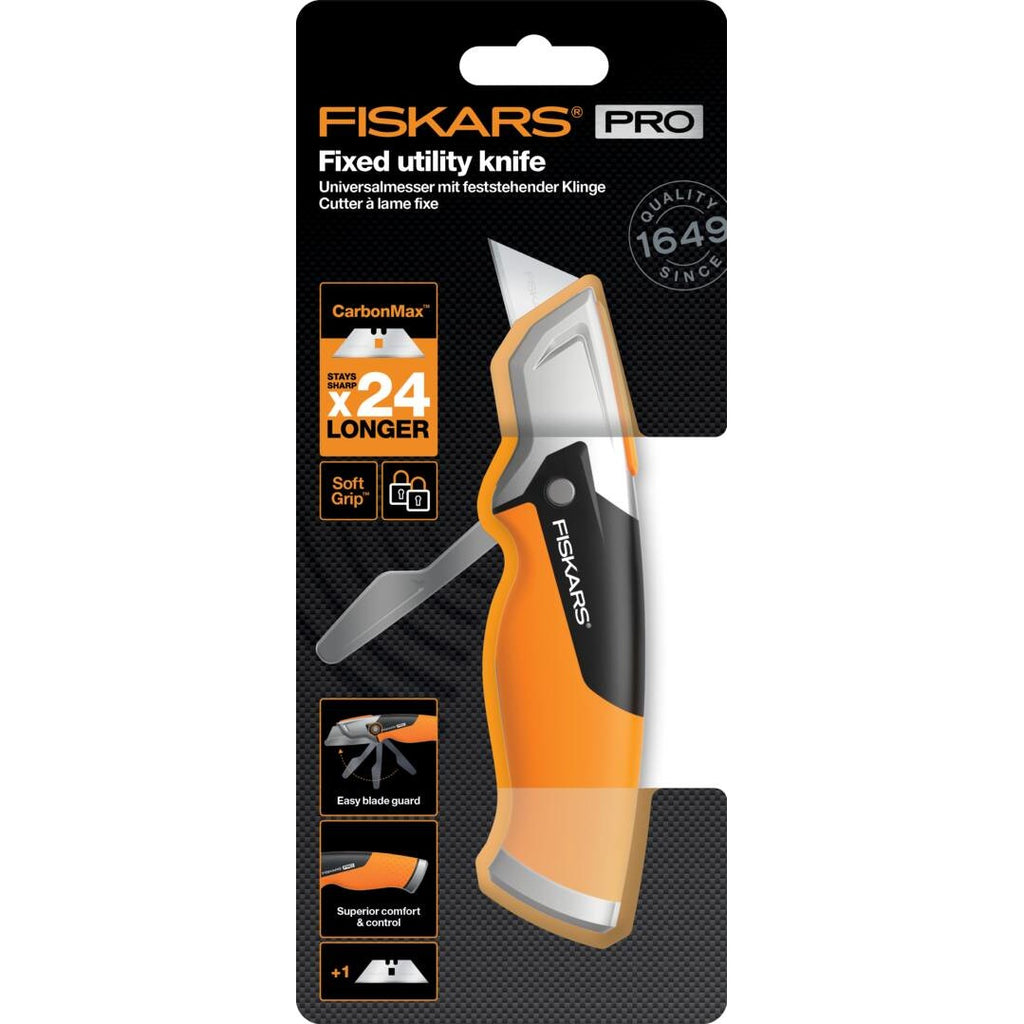Макетен нож с фиксирано острие Fiskars Pro CarbonMax™ в опаковка, оранжево-черна дръжка с резервно дълготрайно острие и сгъваем предпазител