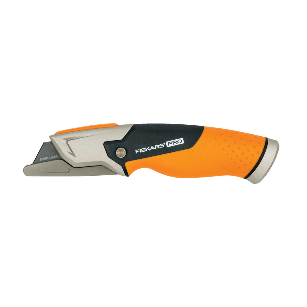 Макетен нож с фиксирано острие Fiskars Pro CarbonMax™ с оранжева гумена дръжка и сгъваем предпазител на острието