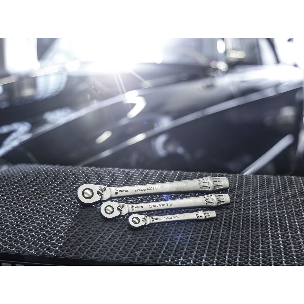 Купи Комплект инструменти с тресчотка WERA Zyklop Metal 1-4“ - 28 части за 174.42 лв. само от Nika.bg