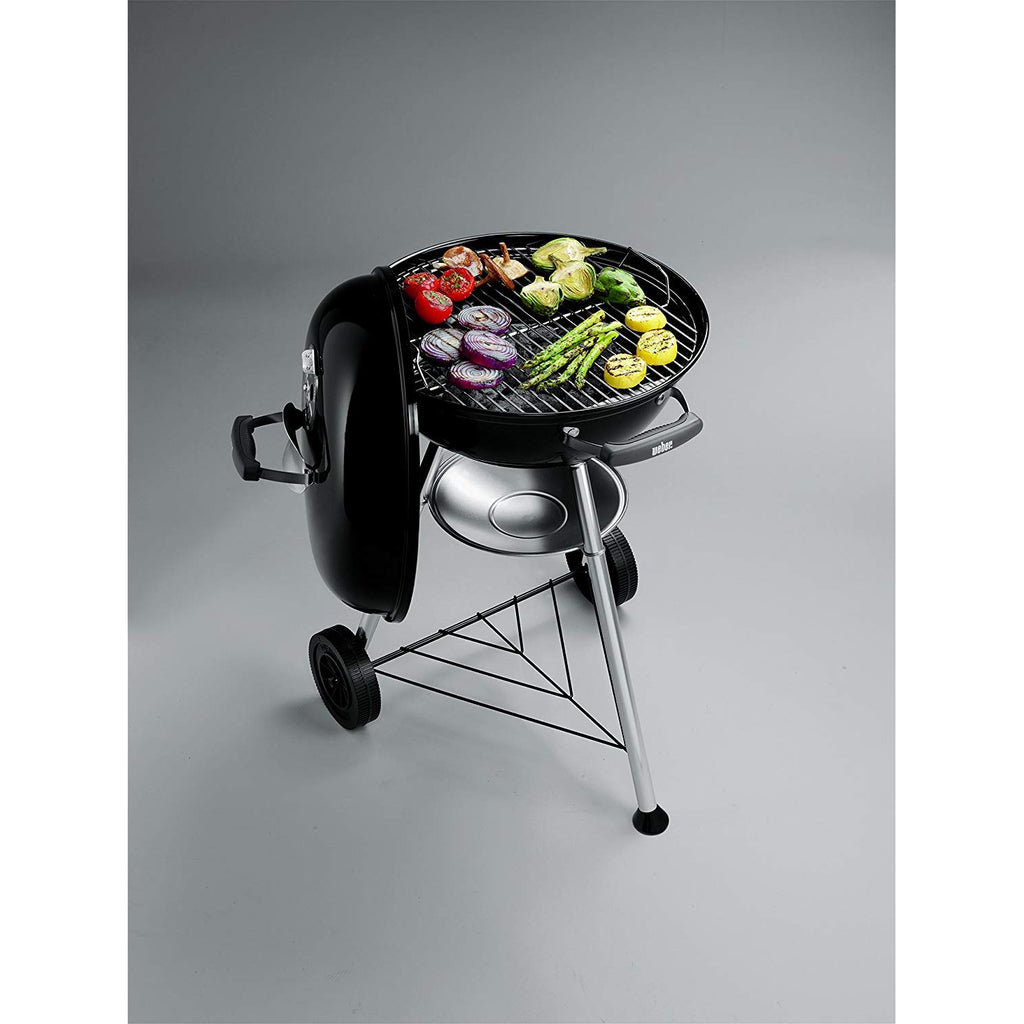 Купи Барбекю на въглища WEBER® Compact 47cm за 278 лв. само от Nika.bg