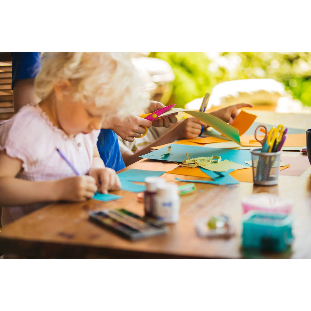 Детски комплект декоративни ножици Fiskars Kidzors™, 6 броя - Nika.bg