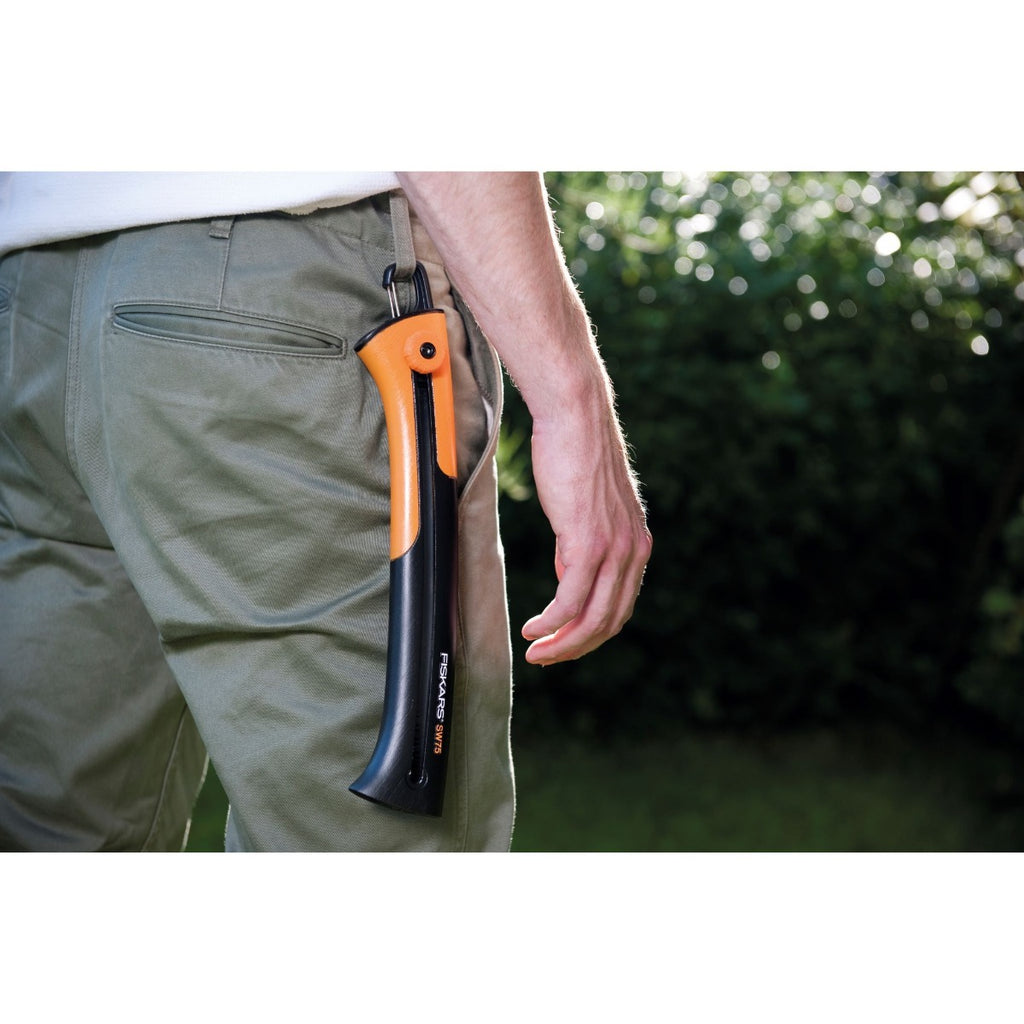 Сгъваем градински трион за клони Fiskars Xtract™ SW75, размер L - Nika.bg