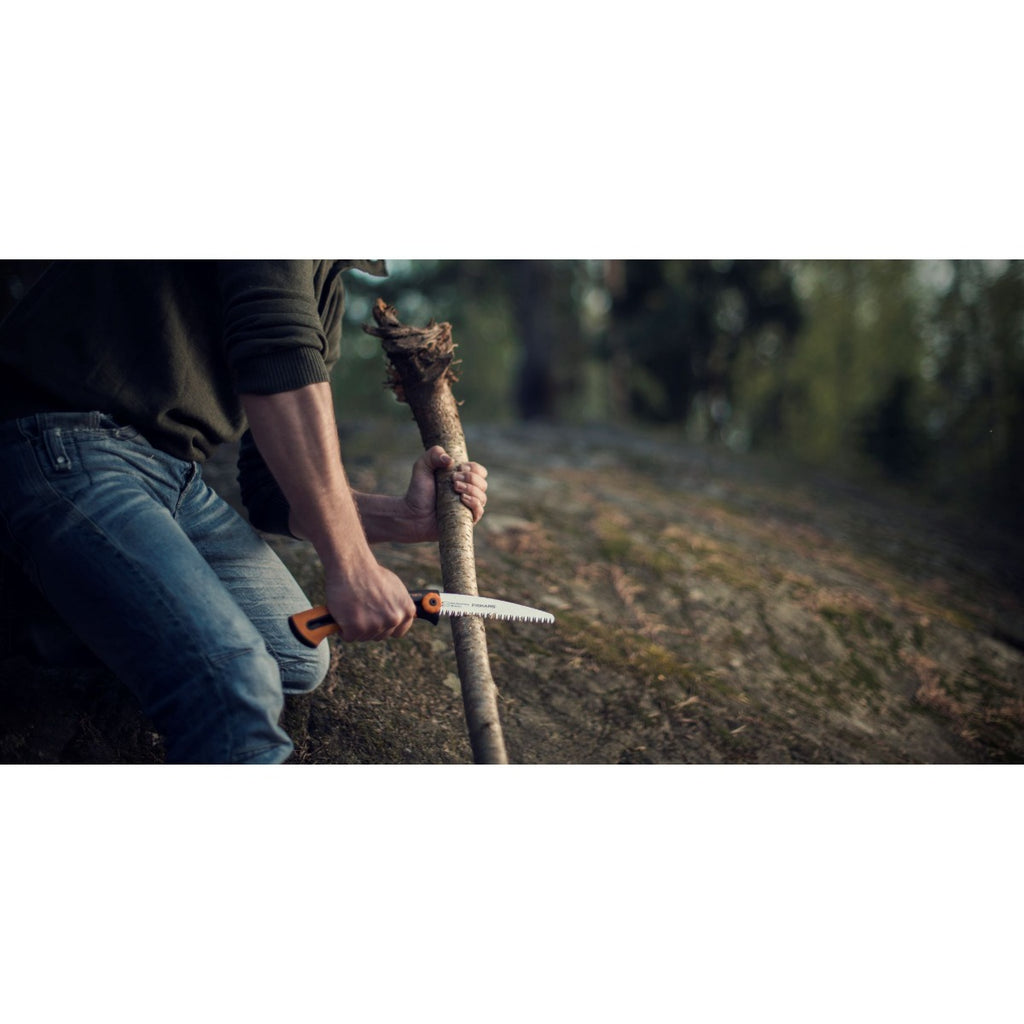 Сгъваем градински трион за клони Fiskars Xtract™ SW73 S - Nika.bg
