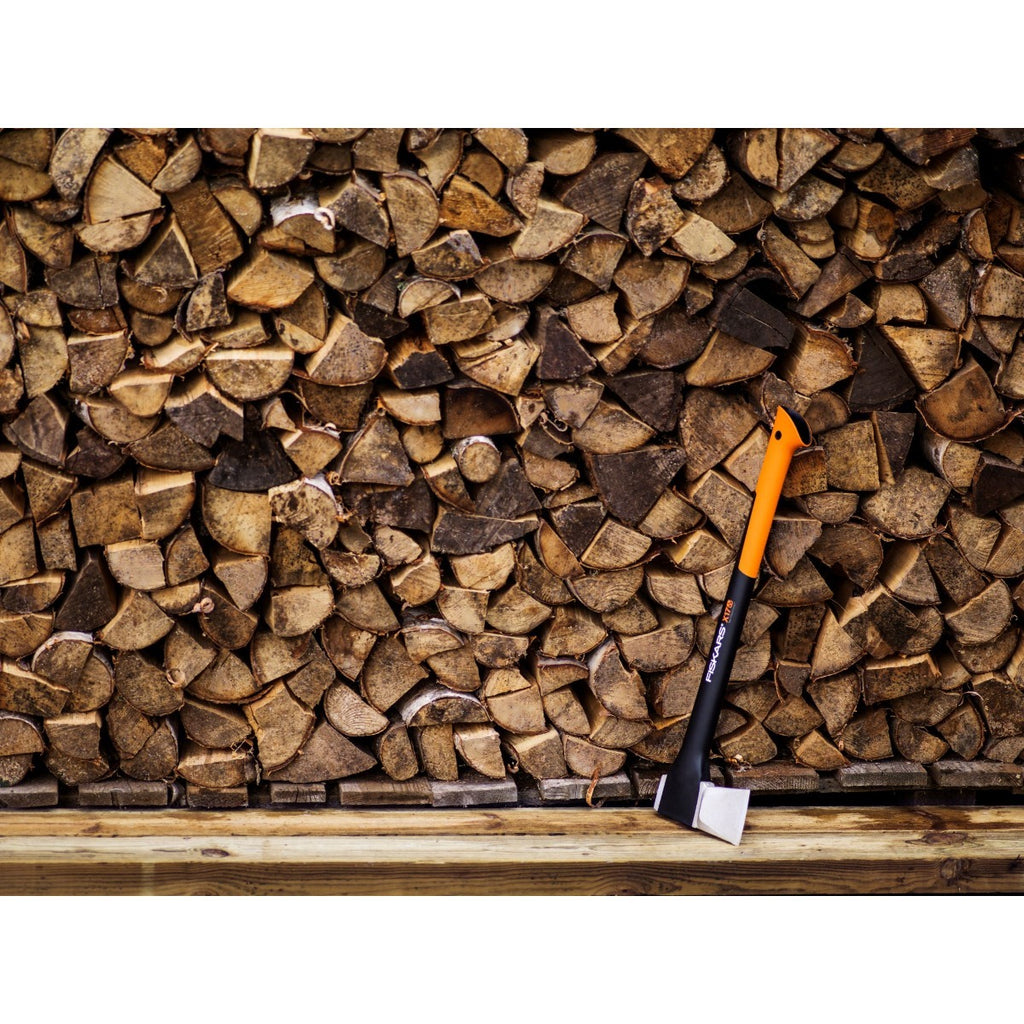 Брадва за цепене на дърва Fiskars X17 M - Nika.bg