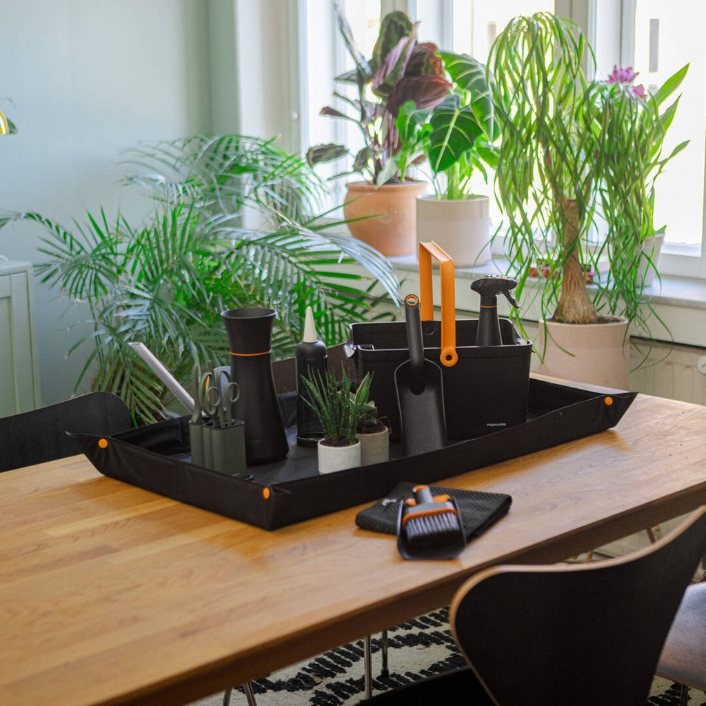 Ножица за цветя Fiskars Urban с поставка