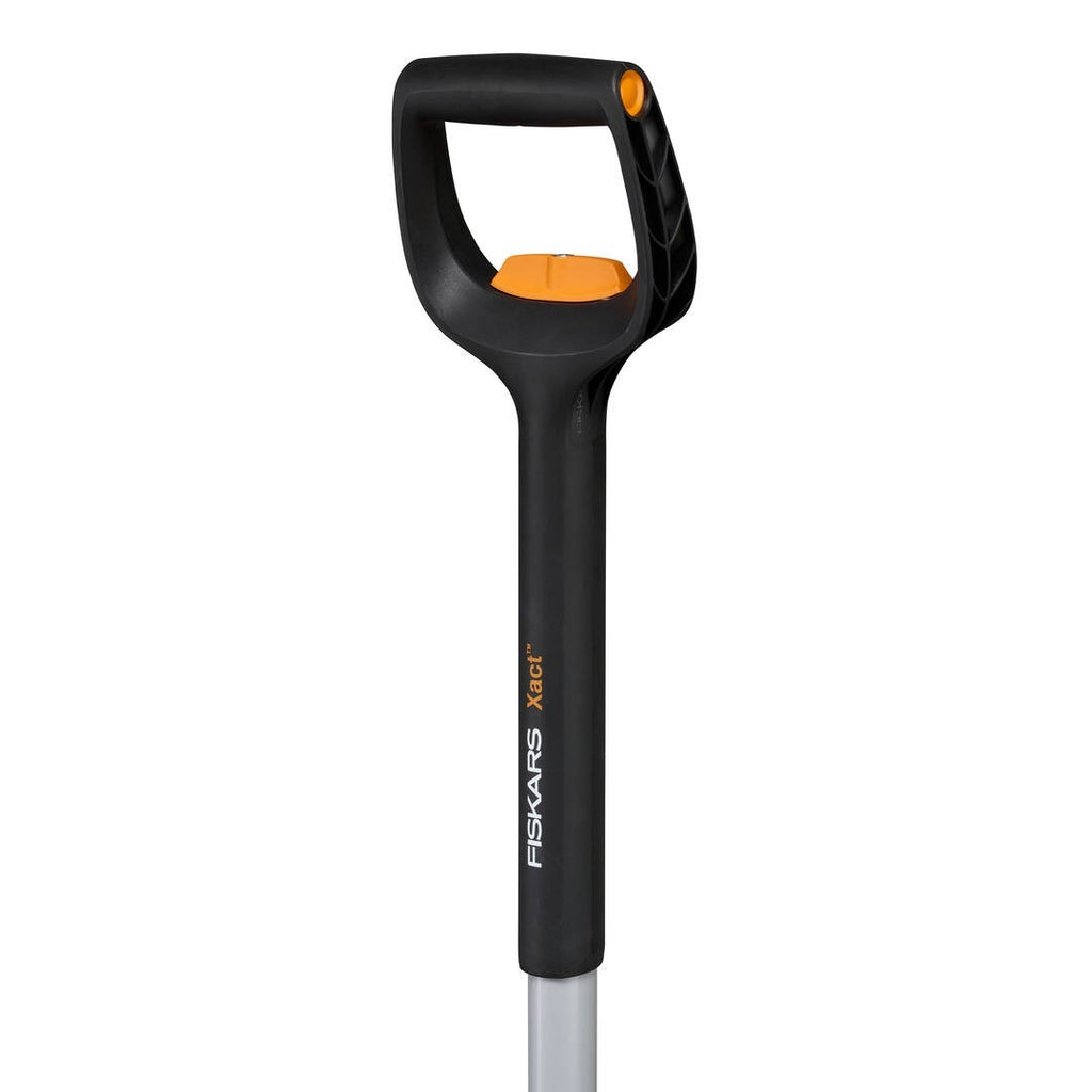 Телескопична заоблена лопата Fiskars Xact™ - Nika.bg