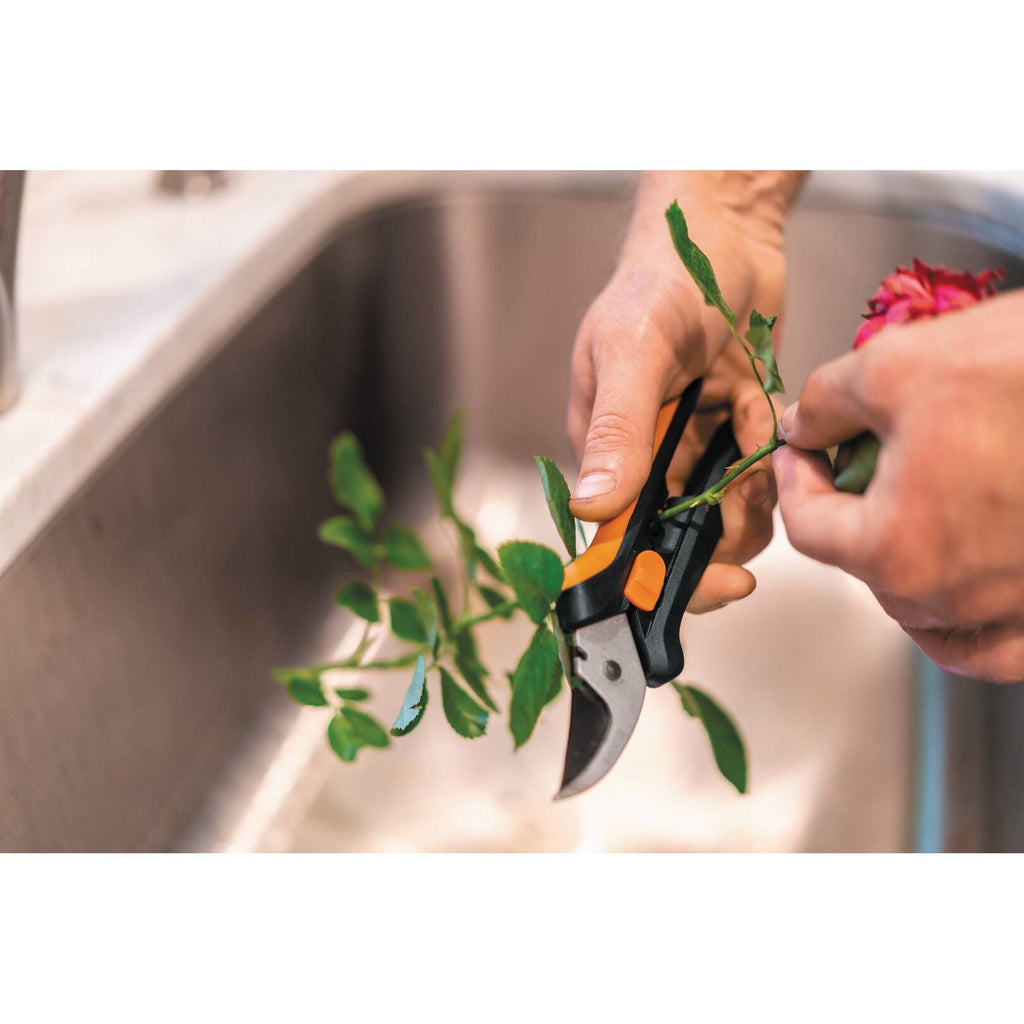 Ножица за цветя Fiskars Solid SP141 - Nika.bg