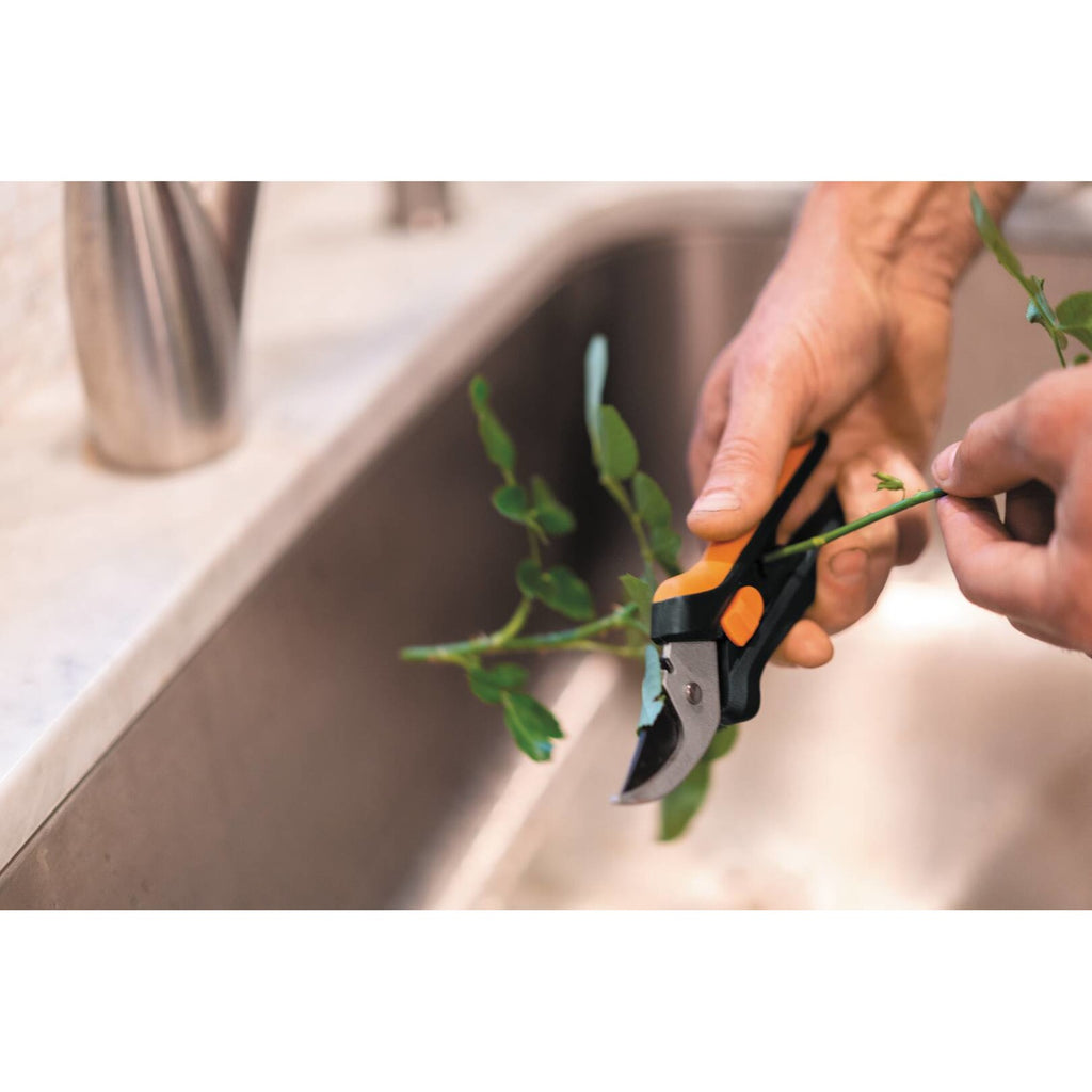 Ножица за цветя Fiskars Solid SP141 - Nika.bg