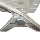 Детайл на конструкцията на посетителска пейка Брюксел 3 с перфорирана ламарина и елегантен дизайн.