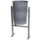 Стилен 60-литров парков кош за боклук с метална конструкция и перфорации. Идеален за градска среда.