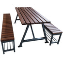 Паркова маса за пикник с мощна конструкция и две пейки, идеална за градини и обществени места.