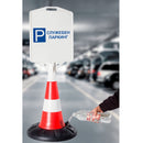 Пътен конус с табела за служебен паркинг, напълнен с вода за по-голяма стабилност.