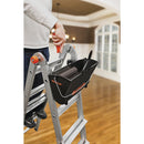 Вертикален съд за боя Little Giant FuelTank, безопасно закрепен на стълба, удобен за работа на височина.