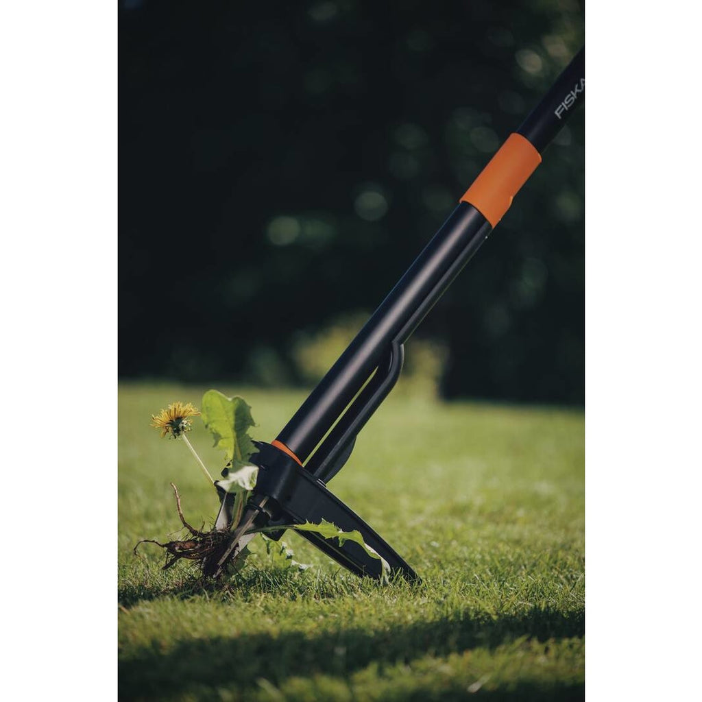 Изкоренител за плевели Fiskars Xact™ - Nika.bg