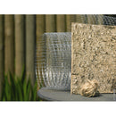 Електрозаварена мрежа, дървено платно и сапан, идеални за градински проекти и укрепване.