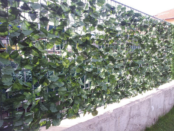 Купи Изкуствено покривало за огради, балкони и тераси Бръшлян H=1.50 x L=3.0 m за 129.99 лв. само от Nika.bg