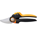 Лозарска ножица PowerGear M P921 с ергономична дръжка и устойчиви на ръжда остриета.