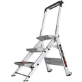 Степ стълба 3 стъпала SAFETY STEP МАЛКИЯ ГИГАНТ® с алуминиева конструкция и нехлъзгащи стъпала, идеална за домакински и индустриални задачи.