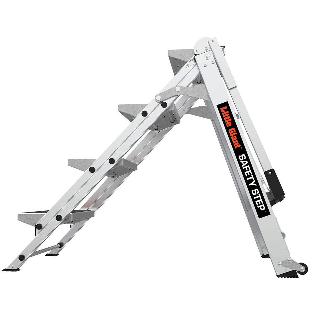 Степ стълба 4 стъпала SAFETY STEP от Малкия Гигант®, изработена от алуминий с нехлъзгащи стъпала и предпазен парапет.