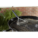 Купи Четка за барбекю WEBER® Т-форма, 30cm за 35 лв. само от Nika.bg