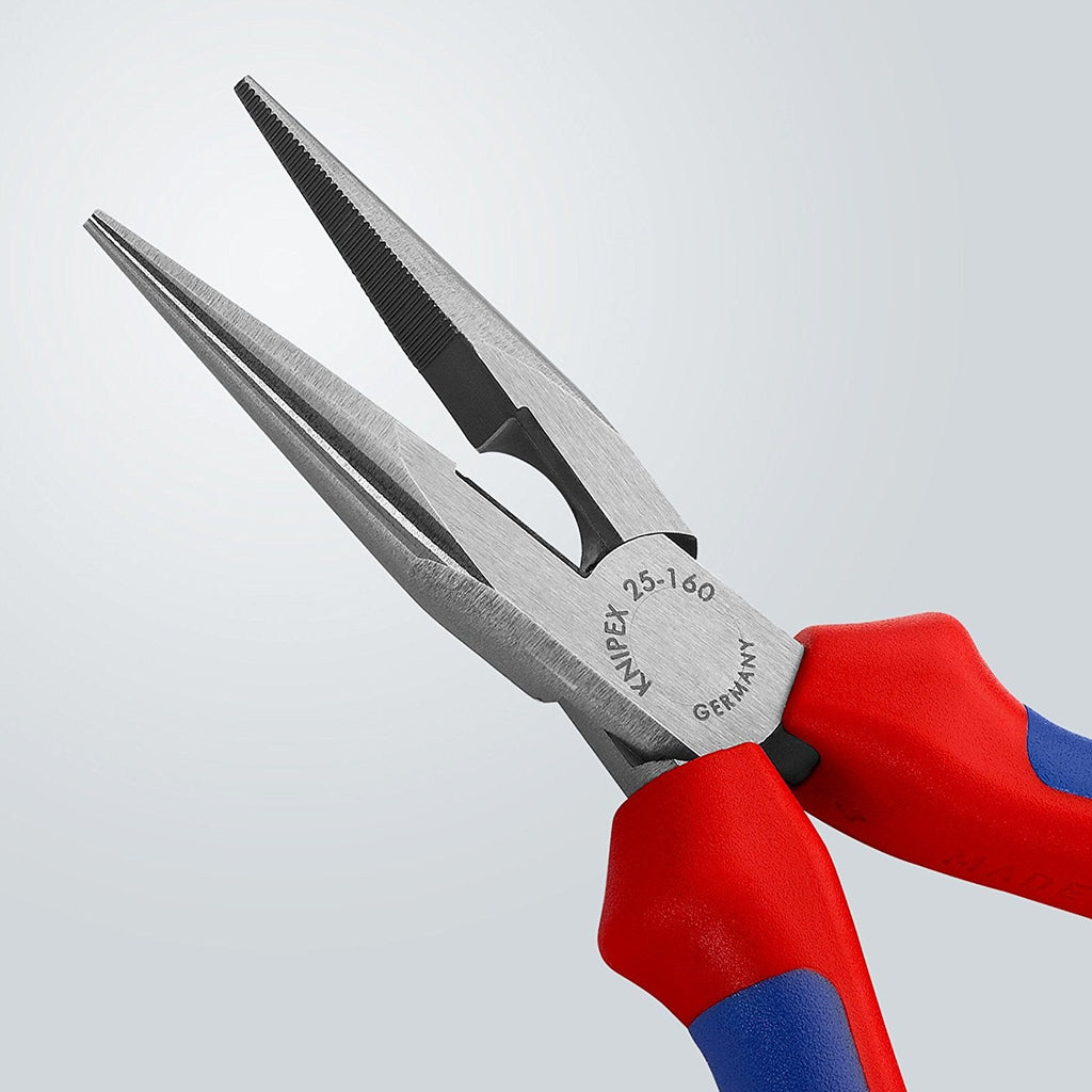 Купи Плосковърхи клещи KNIPEX с резец 160 мм за 41.9 лв. само от Nika.bg