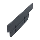 Тапа за дренажен канал AlcaPlast, изработена от устойчив полипропилен, размери 137 x 53 x 8 мм.