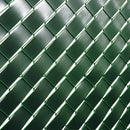 PVC лента за огради COLORADO в зелено, идеална за уплътняване и защита на оградни мрежи.