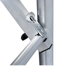 Детайл от немското професионално скеле KRAUSE ProTec XS, показващ система за закрепване за сигурност и стабилност.