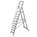 Складова стълба KRAUSE STABILO 10 с платформа и безопасни парапети за лесно и сигурно изкачване.