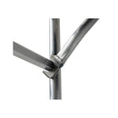 Детаил на алуминиево мобилно скеле KRAUSE STABILO с безопасна конструкция и парапет GuardMatic за защита при работа.