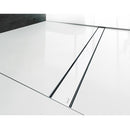 Плътна решетка GLASS за линеен сифон от неръждаема стомана и бяло стъкло, подходяща за баня.