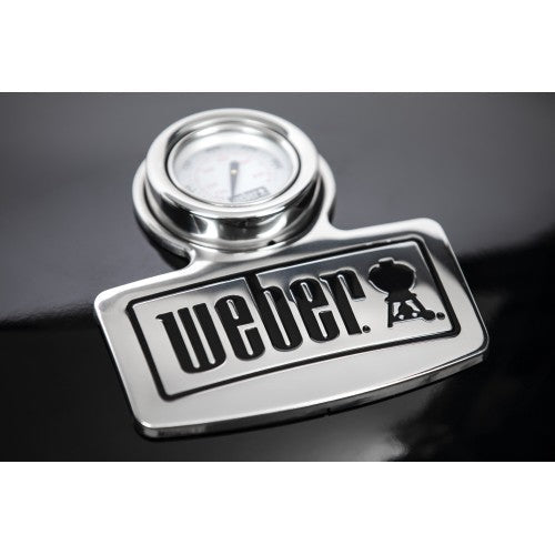 Купи Барбекю на въглища WEBER® Master-Touch Premium 57cm SE E-5775 BLK за 958 лв. само от Nika.bg