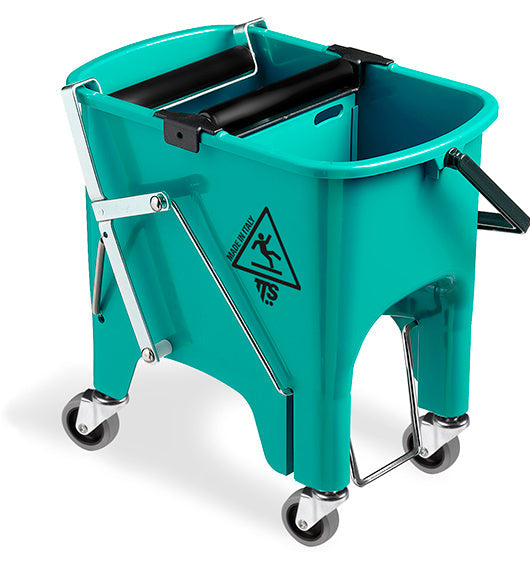 Купи TTS Комплект за почистване SQUIZZY за 240.12 лв. само от Nika.bg