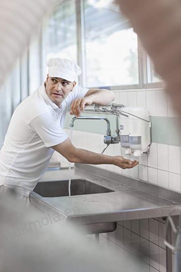 Купи Tork Дозатор за течен сапун с ръкохватка Dispenser Soap Liquid Arm Lever – system S1 за 96.42 лв. само от Nika.bg
