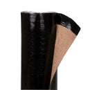 Битумна мембрана SOPRALENE FLAM 180 ARD с минерална посипка, в черен цвят, частично разгъната.